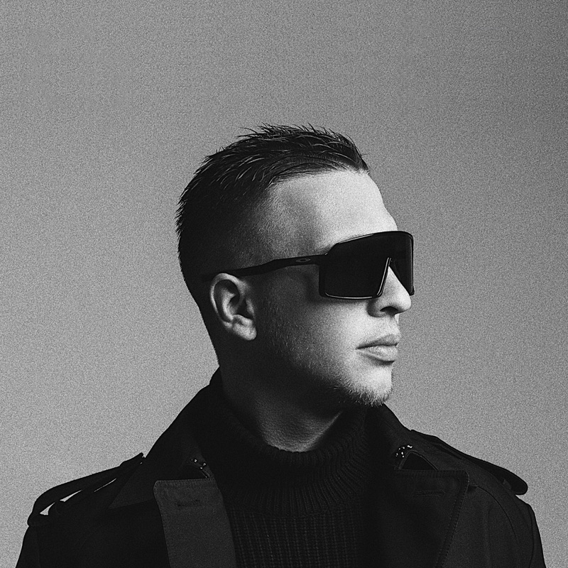 artist image Lx24 Уголёк Глава 25