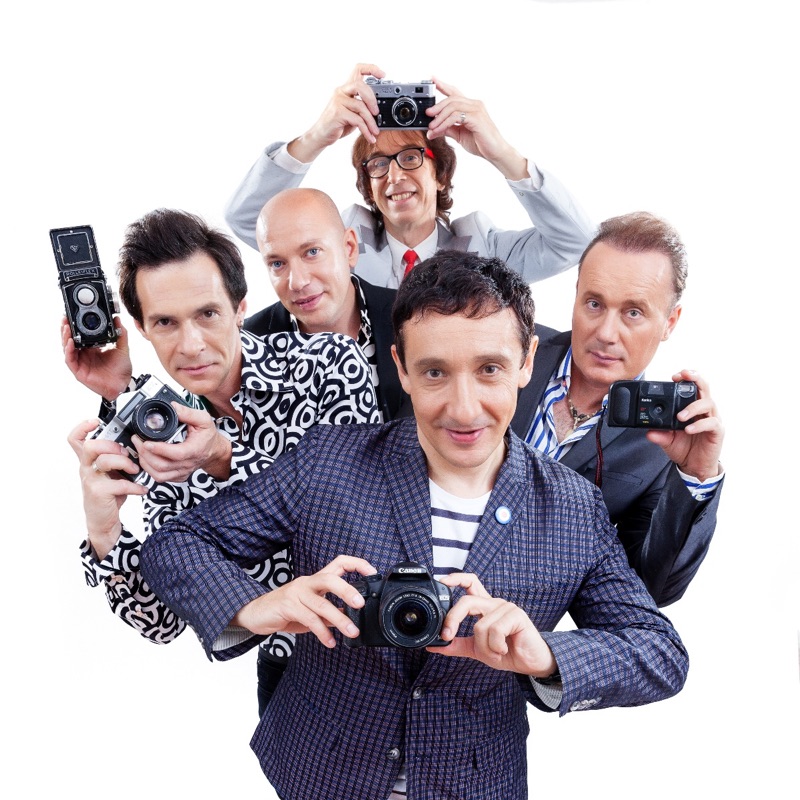 artist image Браво Этот город На перекрёстках весны