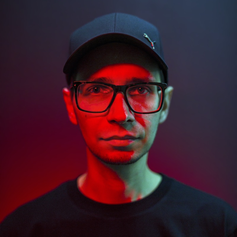 artist image Pavel Khvaleev, PARAFRAME feat. Haley Johnsen Feel It Now Metropolis