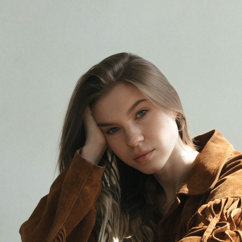 artist image Саша Хлу Солнце Солнце