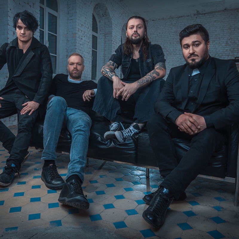 artist image Пилот Сумасшедшим жить легко 13