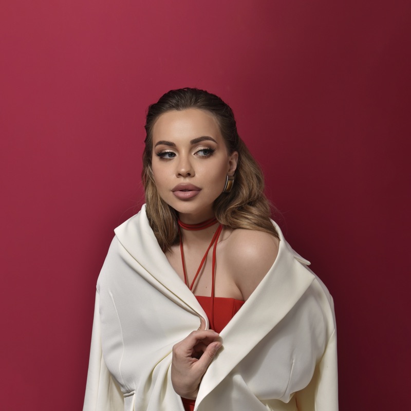 artist image Даша Храмова Там, где клён шумит Там, где клён шумит