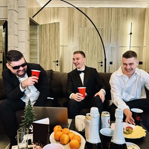 BURNV60, Матай, dvorets truda - На рубашках